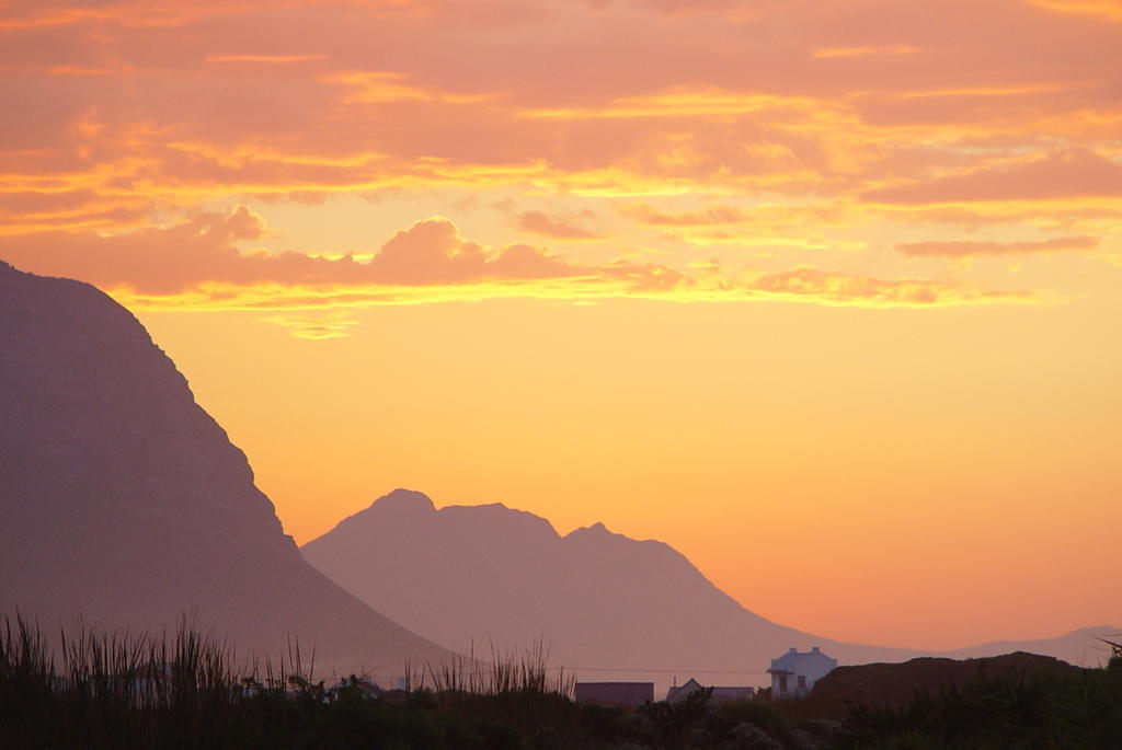 Bettyʼs Bay Jack'S Seaview Inn المظهر الخارجي الصورة